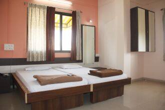Lodge Kamal Gheware Embassy, Sangli 2